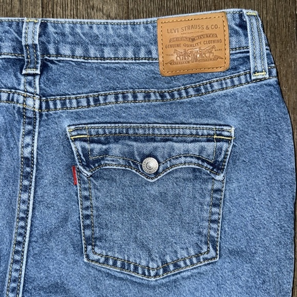 LEVI'S Premium NOUGHTIES BOOTCUT JEANS See No More - Picture 8 of 13